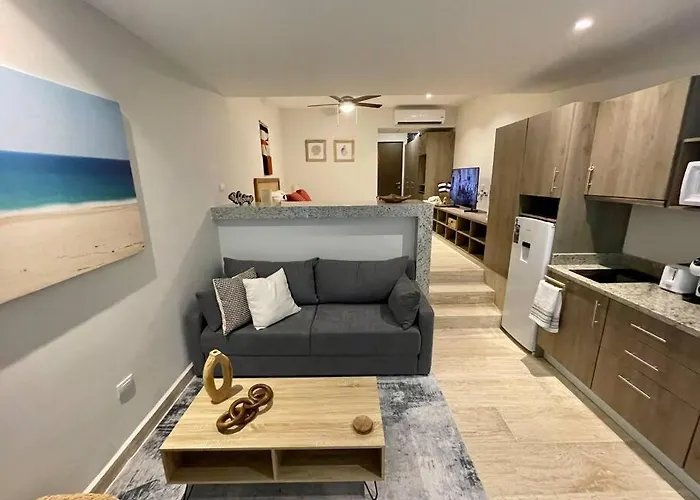 Cozy Loft With Poolside Terrace Apartament *